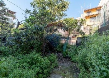 Giardino - Casa indipendente Via Palermo
 
596, Catania - foto 31