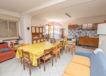 Sala da pranzo - Terreno agricolo Via Gianbattista Tiepolo
 
114, Caltagirone - foto 8