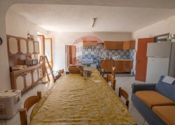 Sala da pranzo - Terreno agricolo Via Gianbattista Tiepolo
 
114, Caltagirone - foto 40