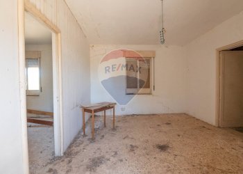 Stanza vuota - Terreno agricolo via gianbattista tiepolo
 
104, Caltagirone - foto 19