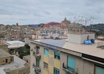 Edificio all\'aperto - Quadrilocale Via Generale Muscarà
 
53, Piazza Armerina - foto 26