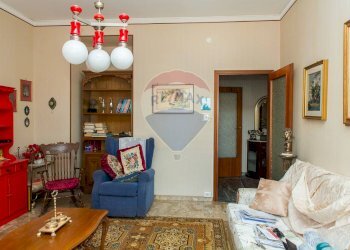 Soggiorno - Quadrilocale Via Generale Muscarà
 
53, Piazza Armerina - foto 10