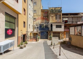 Edificio all\'aperto - Quadrilocale Via Generale Muscarà
 
53, Piazza Armerina - foto 27