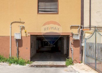 Edificio all\'aperto - Quadrilocale Via Generale Muscarà
 
53, Piazza Armerina - foto 28