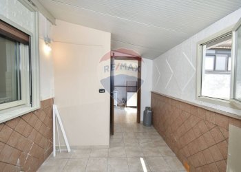 Hall / corridoio - Trilocale Via Lombardia
 
1, Catania - foto 18