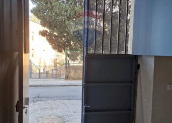 Stanza vuota - Box Via Balchino
 
13, Caltagirone - foto 9