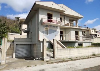 Casa all\'aperto - Villa viale europa, Vizzini - foto 3