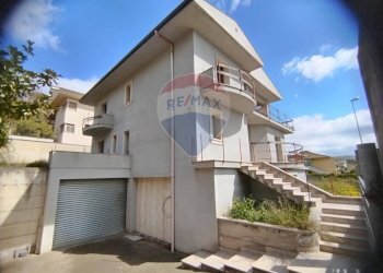 Casa all\'aperto - Villa viale europa, Vizzini - foto 27