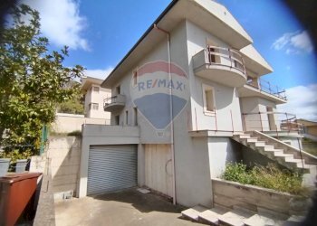 Casa all\'aperto - Villa viale europa, Vizzini - foto 31