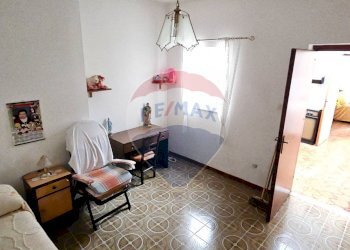 Camera / camera da letto - Casa semi indipendente Via Archimede
 
16, Reitano - foto 6