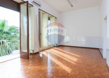 Stanza vuota - Appartamento Via Rosso Di San Secondo
 
10, Catania - foto 12