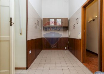 Hall / corridoio - Appartamento Via Rosso Di San Secondo
 
10, Catania - foto 17