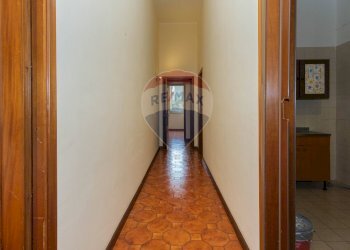 Hall / corridoio - Appartamento Via Rosso Di San Secondo
 
10, Catania - foto 18