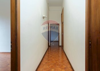 Hall / corridoio - Appartamento Via Rosso Di San Secondo
 
10, Catania - foto 20