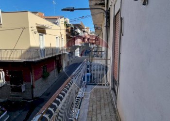 Balcone - Casa indipendente VIA BARI
 
35, Paterno - foto 3