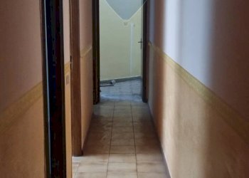 Hall / corridoio - Casa indipendente VIA BARI
 
35, Paterno - foto 5