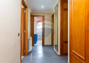 Hall / corridoio - Apartment Via Comunale San Corrado
 
6, Messina - photo 16