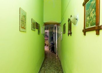 Hall / corridoio - Casa indipendente Via Marina
 
86, Fiumefreddo di Sicilia - foto 40