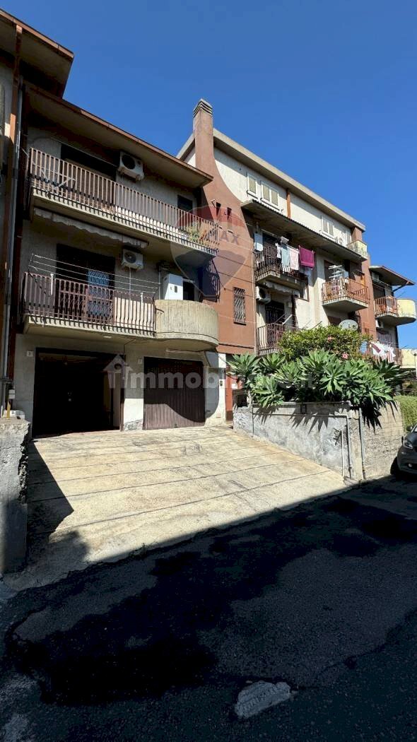 Edificio all\'aperto - Appartamento Via Giuseppe Ballo
 
5, Catania - foto 1