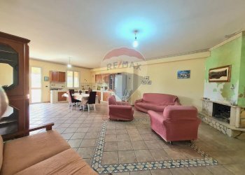 Sala da pranzo - Villa Contrada Burrione, Lentini - foto 7