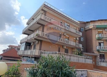 Edificio all\'aperto - Appartamento Via Antonio Gramsci
 
53, Gravina di Catania - foto 1