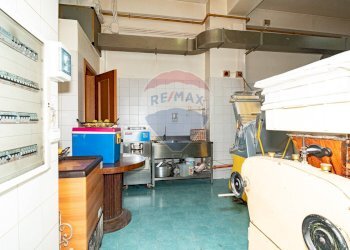 Cucina - Cafeteria - Cold Bar via Salvatore Vigo
 
97, Acireale - photo 16