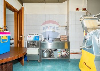 Cucina - Cafeteria - Cold Bar via Salvatore Vigo
 
97, Acireale - photo 21