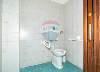 Bagno - Cafeteria - Cold Bar via Salvatore Vigo
 
97, Acireale - photo 23