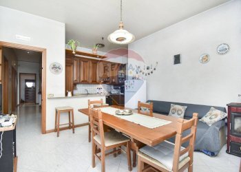 Sala da pranzo - Apartment Via Gino Spitaleri
 
6, San Pietro Clarenza - photo 27