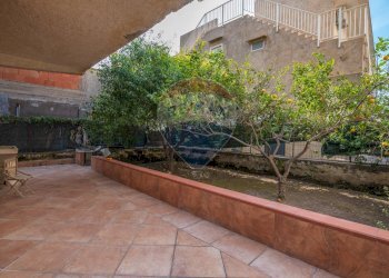 Terrazza - Casa semi indipendente Viale Ionio
 
61, Augusta - foto 5