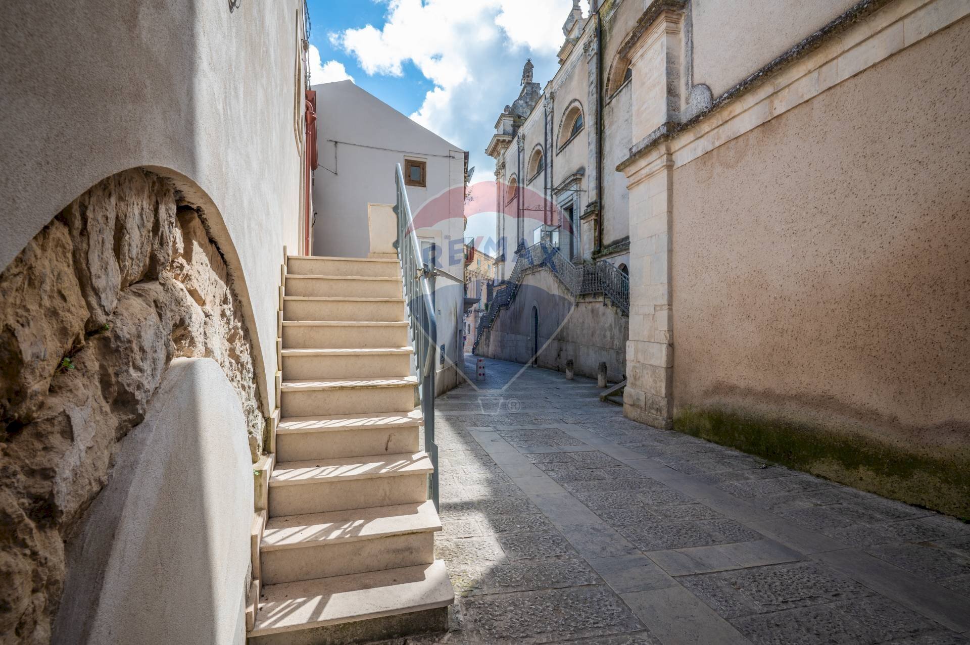 Scale - Locale Commerciale VIA DUOMO
 
3/5/7, Ragusa - foto 2