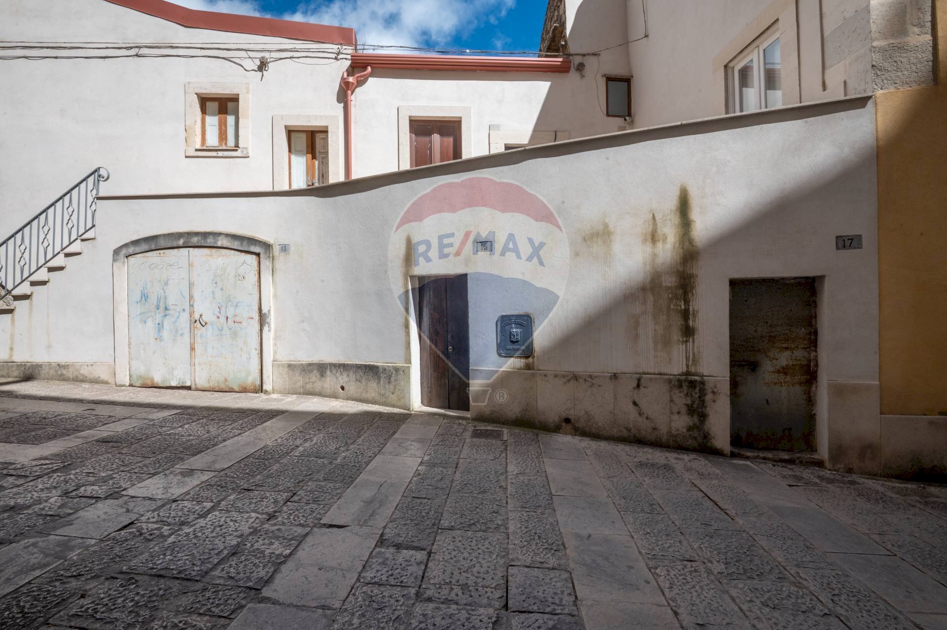 Casa all\'aperto - Locale Commerciale VIA DUOMO
 
3/5/7, Ragusa - foto 3