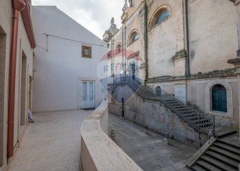 Edificio all\'aperto - Locale Commerciale VIA DUOMO
 
3/5/7, Ragusa - foto 6