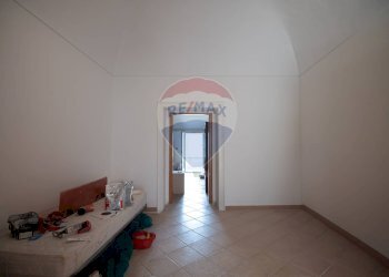 Stanza vuota - Locale Commerciale VIA DUOMO
 
3/5/7, Ragusa - foto 16