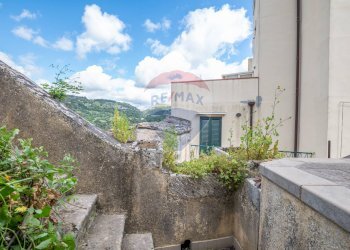 Casa all\'aperto - Locale Commerciale VIA DUOMO
 
3/5/7, Ragusa - foto 28