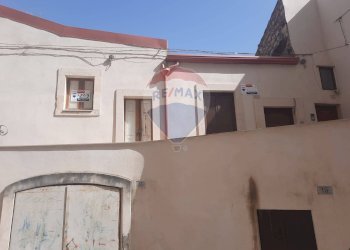 Casa all\'aperto - Locale Commerciale VIA DUOMO
 
3/5/7, Ragusa - foto 36