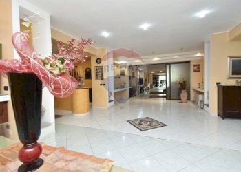 Ricezione / Lobby - Casa semi indipendente Via Rosolino Pilo
 
2, Motta Sant'Anastasia - foto 1