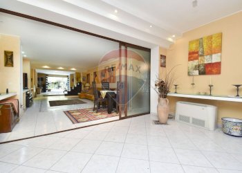 Soggiorno - Casa semi indipendente Via Rosolino Pilo
 
2, Motta Sant'Anastasia - foto 2