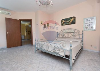 Camera / camera da letto - Casa semi indipendente Via Rosolino Pilo
 
2, Motta Sant'Anastasia - foto 10