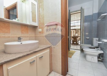 Bagno - Casa semi indipendente Via Rosolino Pilo
 
2, Motta Sant'Anastasia - foto 17
