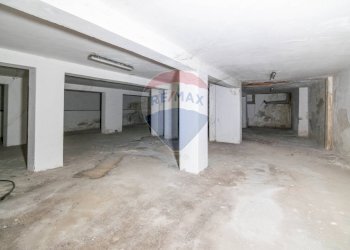 Parcheggio - Box Via Delle Mandre
 
13, Catania - foto 15