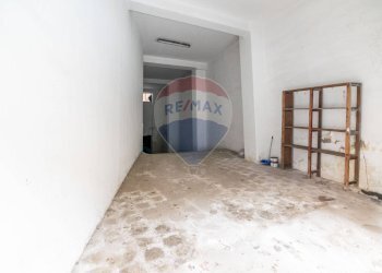 Hall / corridoio - Box Via Delle Mandre
 
13, Catania - foto 25