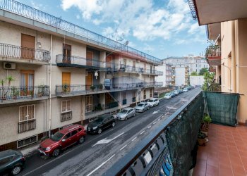 Balcone - Quadrilocale Via del Popolo
 
25, Acireale - foto 5