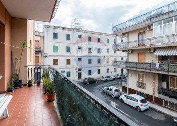 Balcone - Quadrilocale Via del Popolo
 
25, Acireale - foto 6