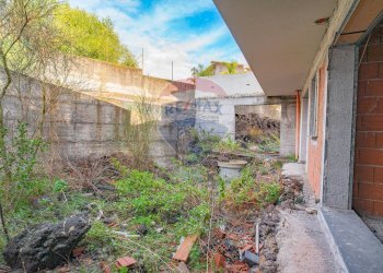 Giardino - Villa a Schiera via dei gladioli
 
snc, San Pietro Clarenza - foto 9