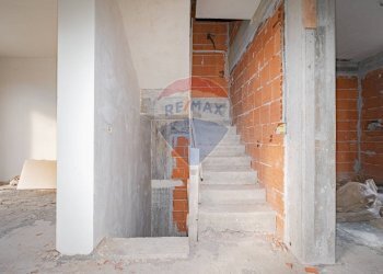 Scale - Villa a Schiera via dei gladioli
 
snc, San Pietro Clarenza - foto 30