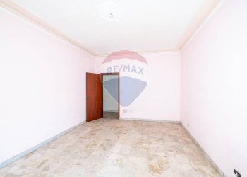 Stanza vuota - Appartamento via petralia
 
87, Aci Catena - foto 10