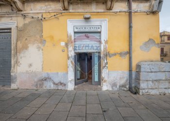 Casa all\'aperto - Locale Commerciale Piazza Carlo Maria Carafa, Grammichele - foto 12