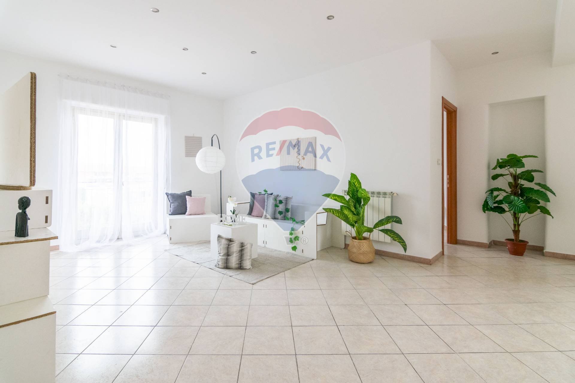 Soggiorno - Trilocale Corso Sicilia
 
3, Tremestieri Etneo - foto 1