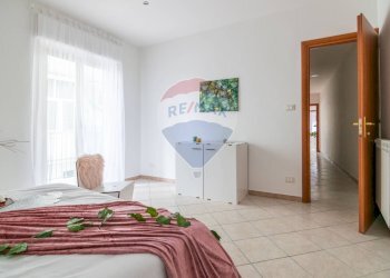 Camera / camera da letto - Trilocale Corso Sicilia
 
3, Tremestieri Etneo - foto 26